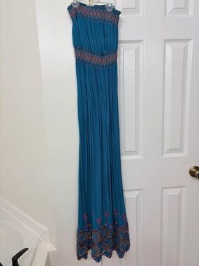 Forever 21 | Dresses | Green Long Sleeve Maxi Dress | Poshmark Forever 21 | Dresses | Green Long Sleeve Maxi Dress | Poshmark